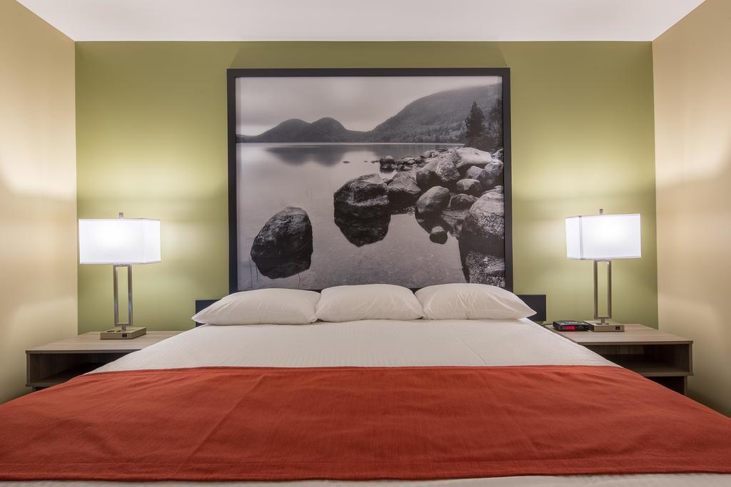 Super 8 By Wyndham Mont Laurier Hotel Buitenkant foto